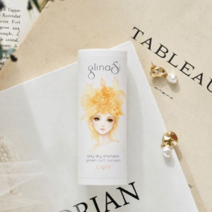 clay dry shampoo Light